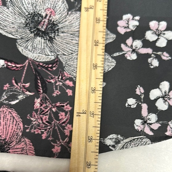 Style & Co Floral 3/4 Bell Sleeve Blouse in Pink and Gray - Picture 9 of 11